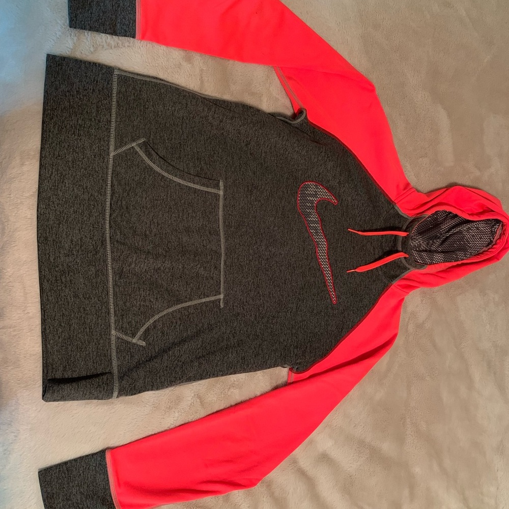 Nike Therma-fit sweatshirt. L
